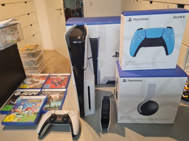 sony-playstation-5-1tb-console-big-1
