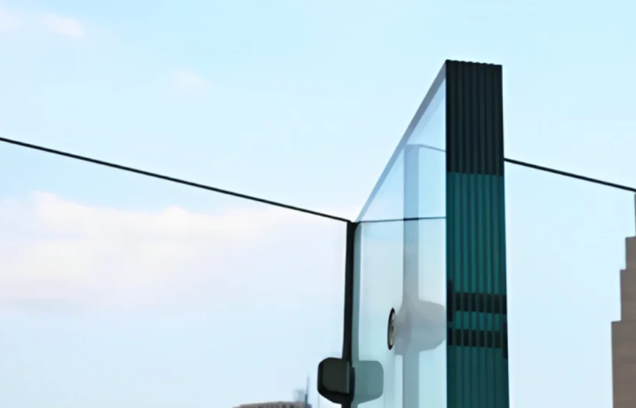 dr-greiche-glass-big-3